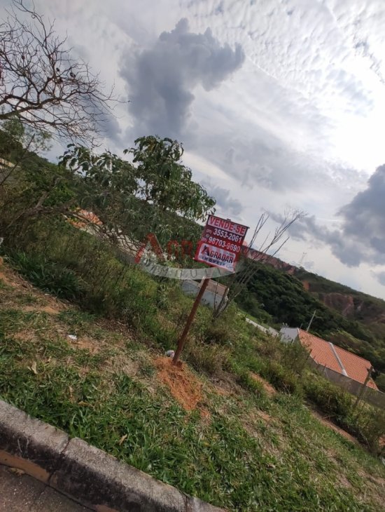 lote-venda-parque-da-lagoa-cachoeira-do-campo-ouro-preto-784003